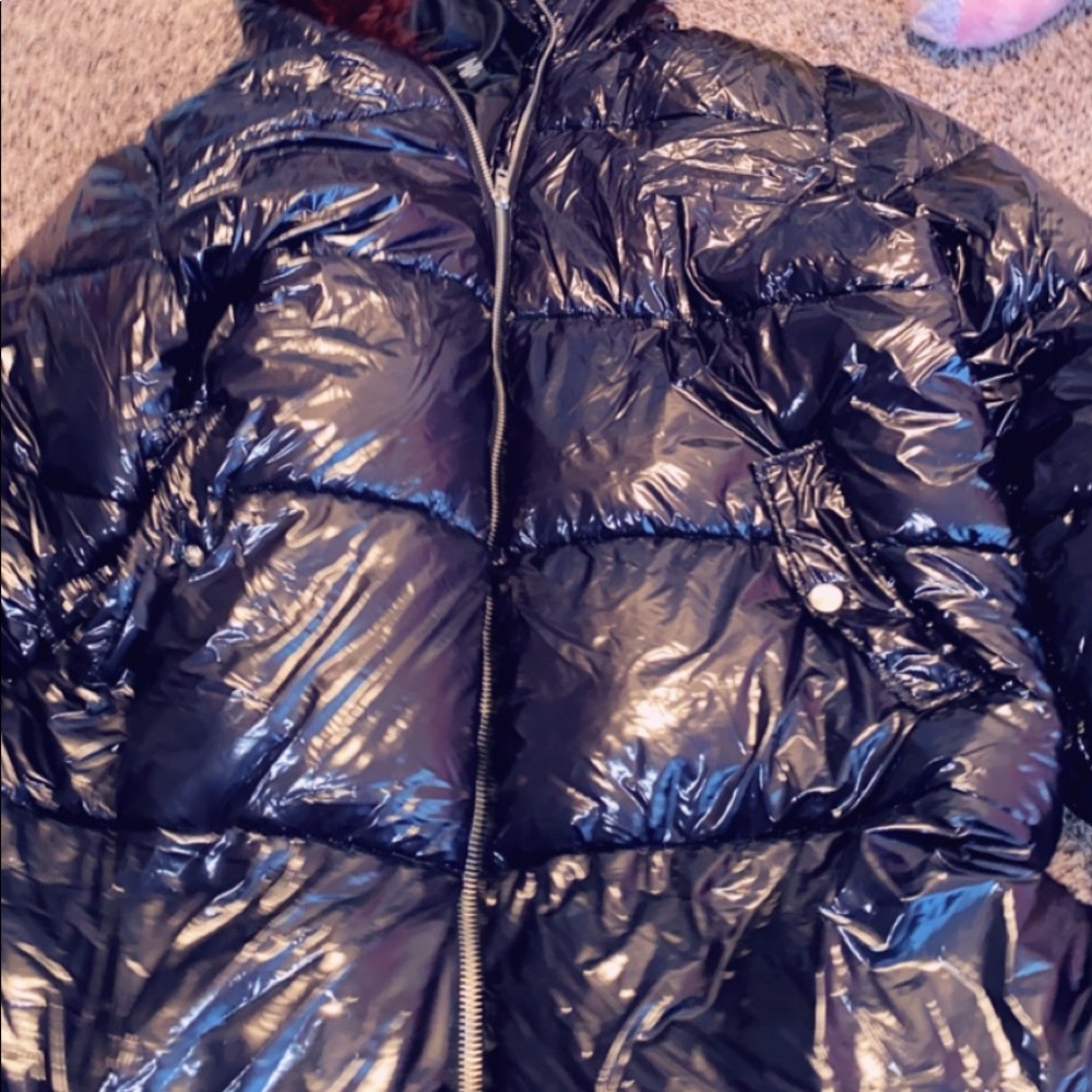Women’s plus size black bubble jacket
